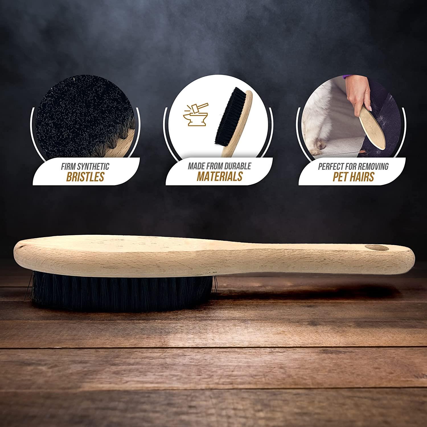 Newman and Cole Wooden Clothes Brush | Garment & Lint Brush