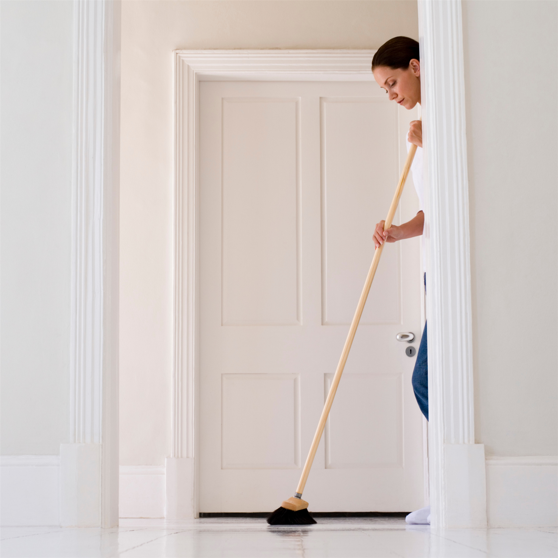 15/16" (23-24mm) Value Broom Handle 4ft (120cm)