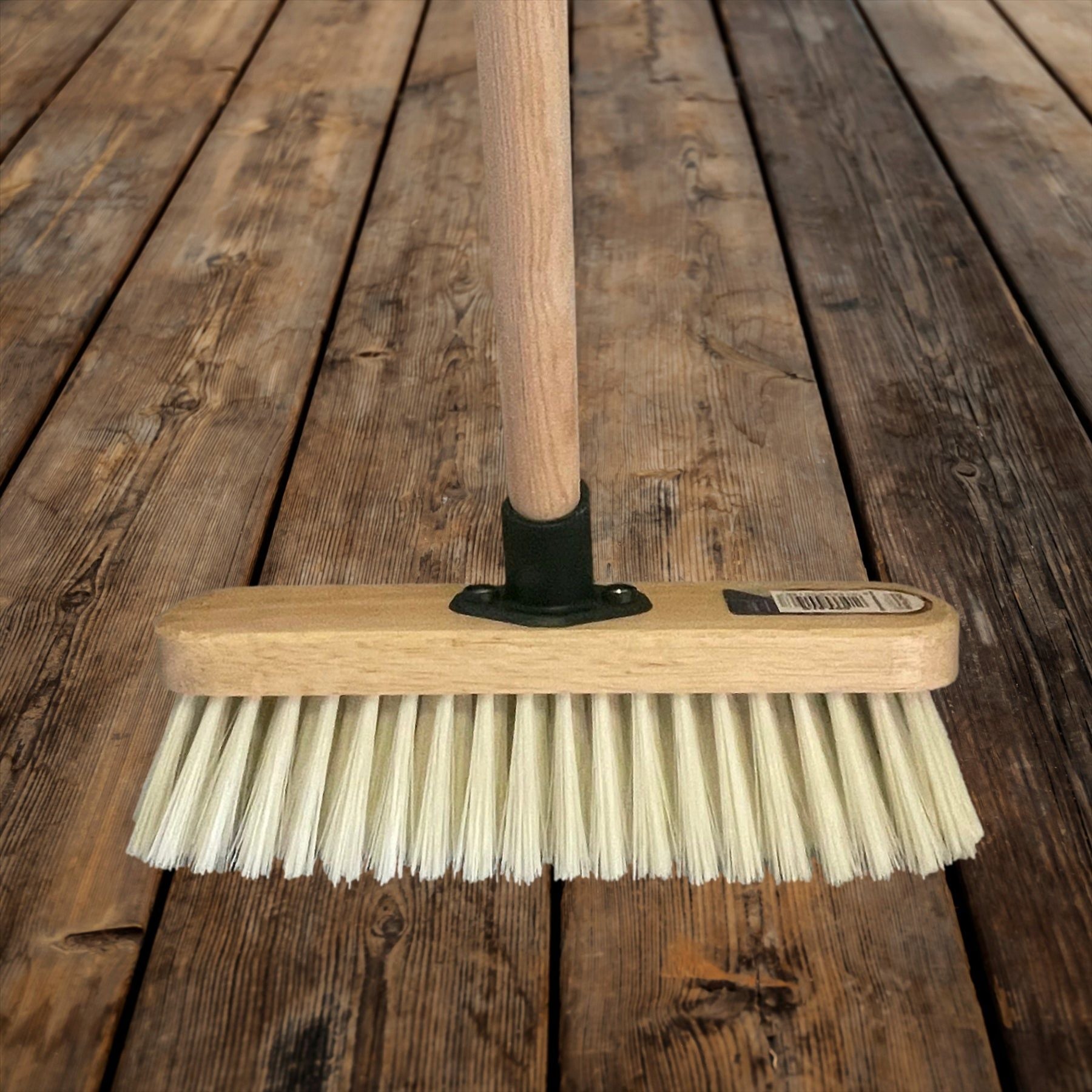 11" Soft Cream Synthetic Indoor Sweeping Brush with Wooden Handle